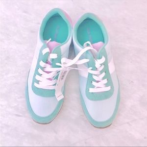 New Old Navy Retro Color-Blocked Mint Green Girls Size 4 (Women Size 6) Sneakers